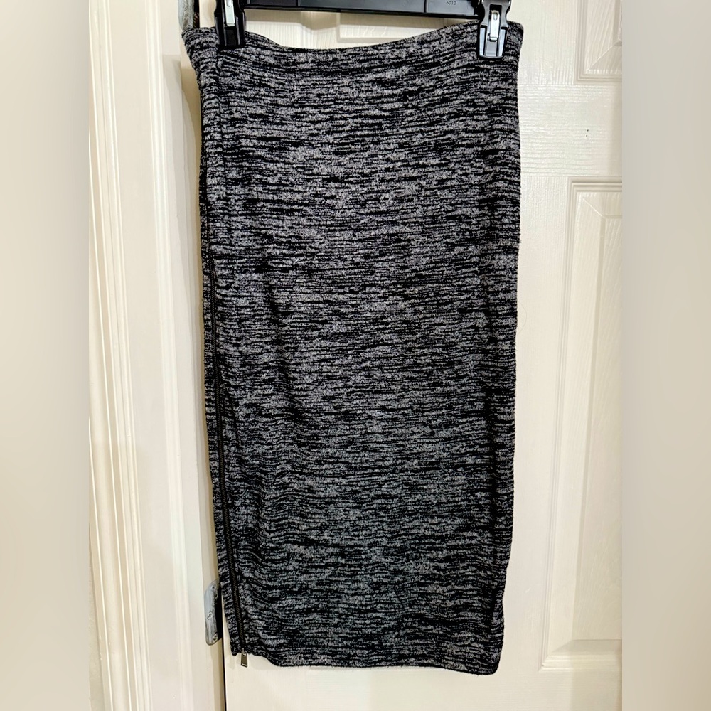 2 Express midi Gray Women's Skirts